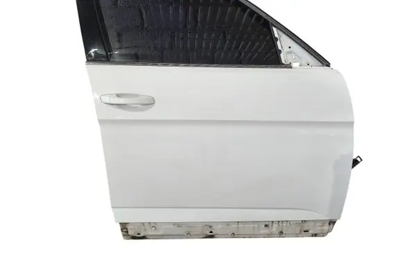 Volkswagen Atlas Cross Sport Front door
