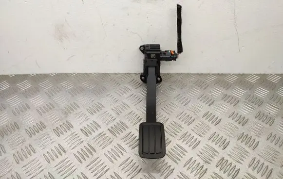 Opel Grandland X Accelerator throttle pedal 86CT92 86CT925021193B 5021193B