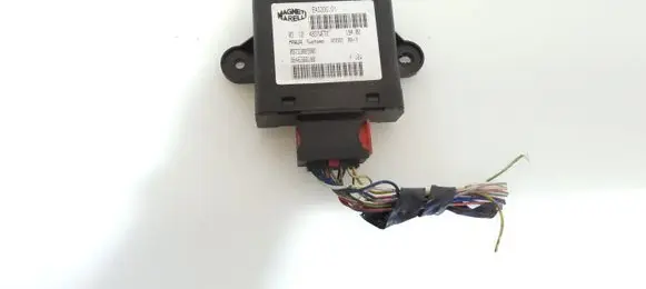 Peugeot 307 Fuel injection pump control unit/module 9646368180 09733029901