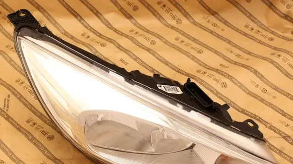 Ford Focus Headlight/headlamp F1EB13W029AF