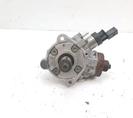 BMW 1 E81 E87 Fuel injection high pressure pump 7797874 0445010506