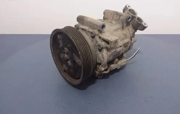 Renault Clio III Air conditioning (A/C) compressor (pump) 8200600122