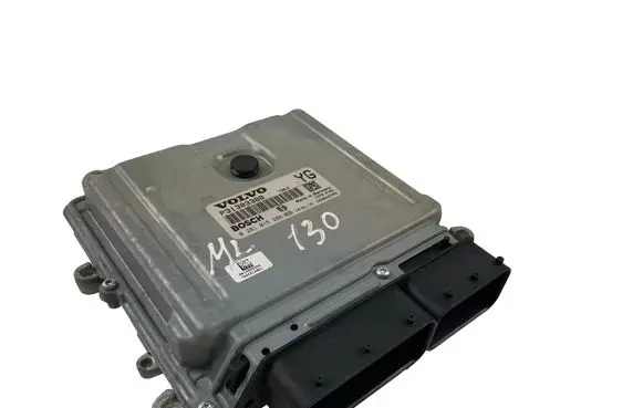 Volvo XC60 Engine control unit/module P31303388 0281015286