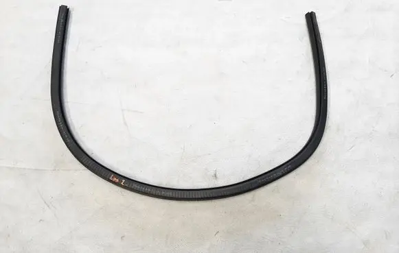 Audi A7 S7 4K8 Rubber seal front coupe door 4G8831707A