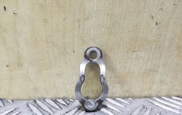 Volvo XC60 Fuel Injector clamp holder