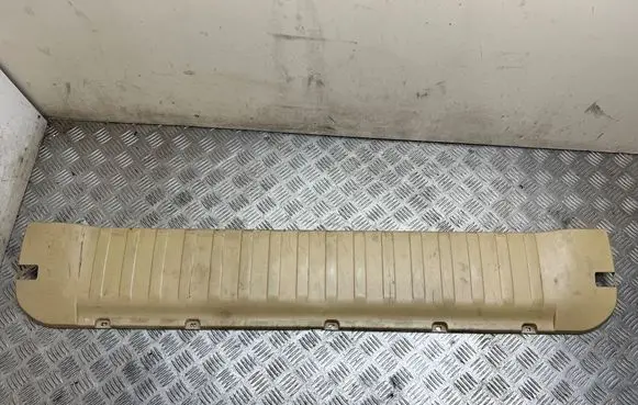 Other trunk/boot trim element