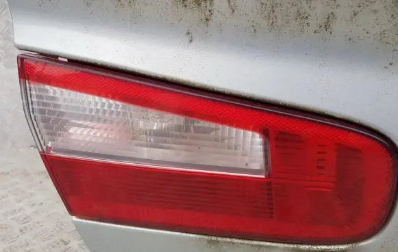 Renault Laguna II Tailgate rear/tail lights