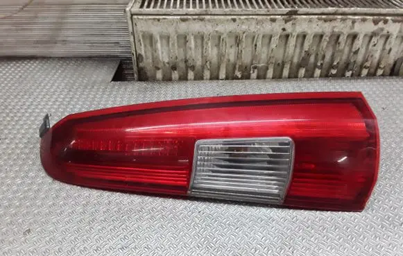 Volvo XC70 Rear/tail lights 9154494