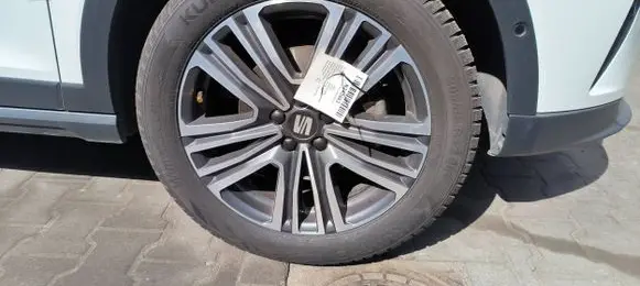 Seat Arona R17 alloy rim 