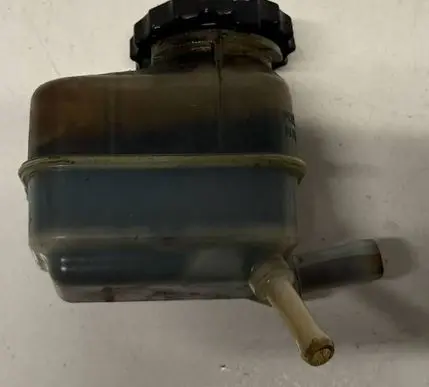 Toyota Scion Power steering fluid tank/reservoir 