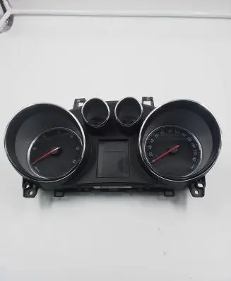 Opel Mokka Speedometer (instrument cluster) 95375170 654663731