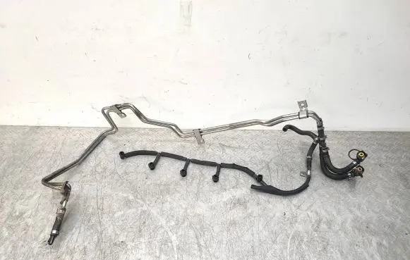 Volvo V60 Fuel return line/hose 31321198 DZL7J