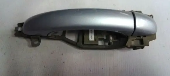 Volkswagen Touareg I Front door exterior handle 7L0839885