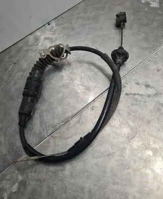 Volkswagen Transporter - Caravelle T4 Clutch cable 7D1721335KN