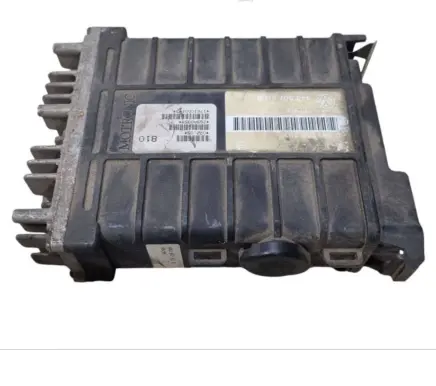 Volkswagen PASSAT B3 Engine control unit/module 0261200261 443907311B