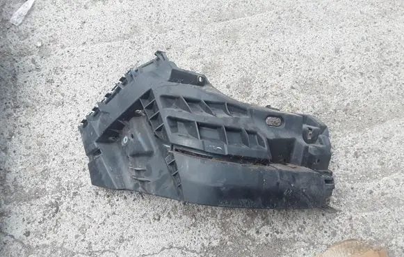 Renault Trafic II (X83) Front bumper mounting bracket 620340101R 93856002