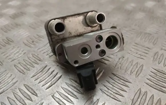 Air conditioning (A/C) expansion valve