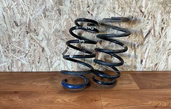 Opel Meriva B Front coil spring 13178464