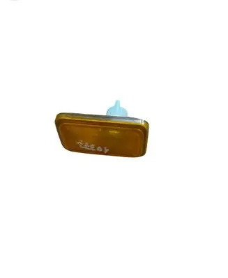 Audi A6 S6 C4 4A Front fender indicator light 161949117