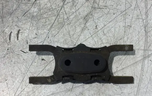 Ford Transit Fuel Injector clamp holder 6C1Q9L513AA