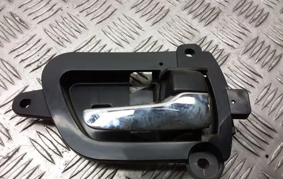 Mitsubishi Outlander Rear door interior handle