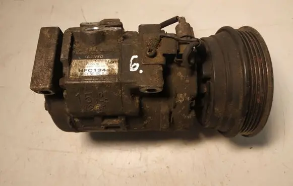 Toyota Avensis T220 Air conditioning (A/C) compressor (pump) 4472203434