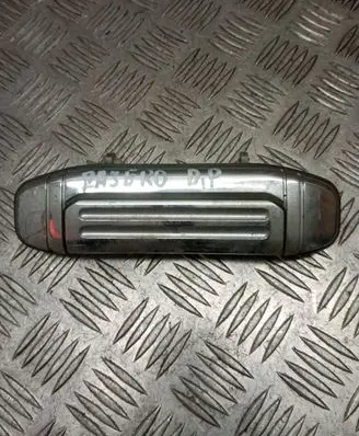 Mitsubishi Pajero Front door exterior handle
