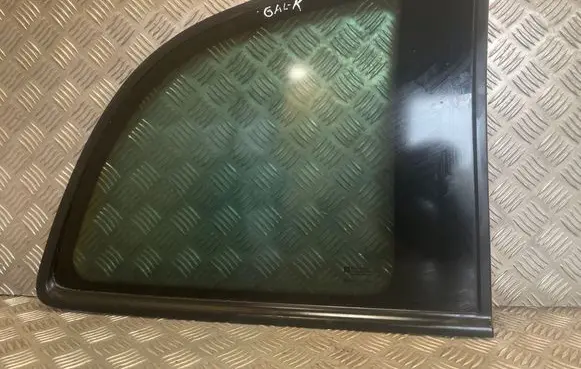 Opel Zafira A Rear side window 43R007028