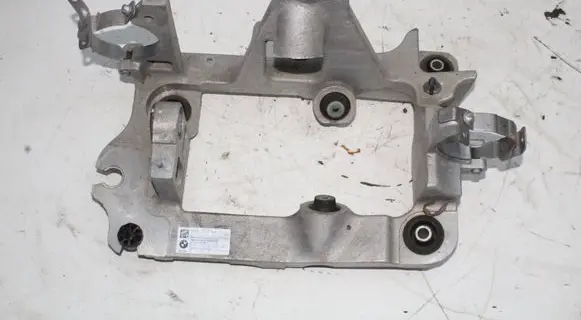 BMW iX3 G08 A/C compressor mount bracket 5A6A685