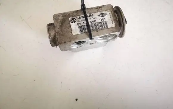 Volkswagen Touareg I Air conditioning (A/C) expansion valve 7L0820679A 52407548