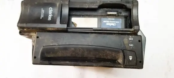 Peugeot 607 CD/DVD changer 9631261780 64Y29