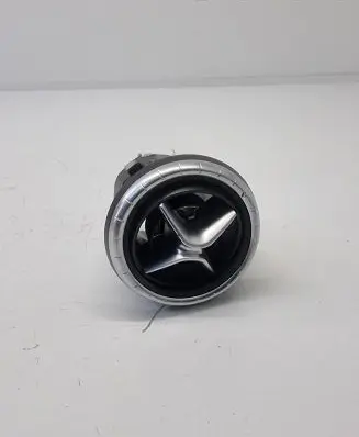 Mercedes-Benz CLA C117 X117 W117 Dash center air vent grill A1178300354