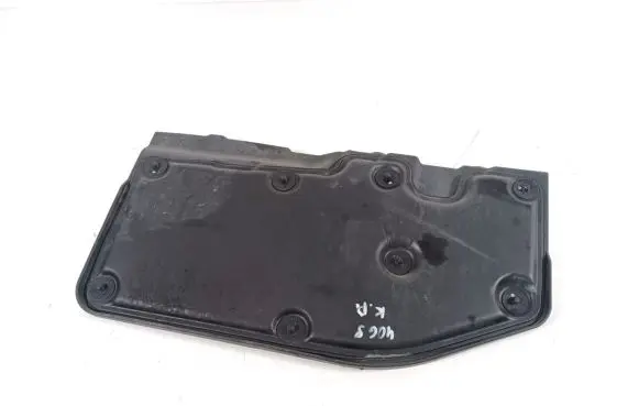 KIA Sportage Engine splash shield/under tray 291302S100