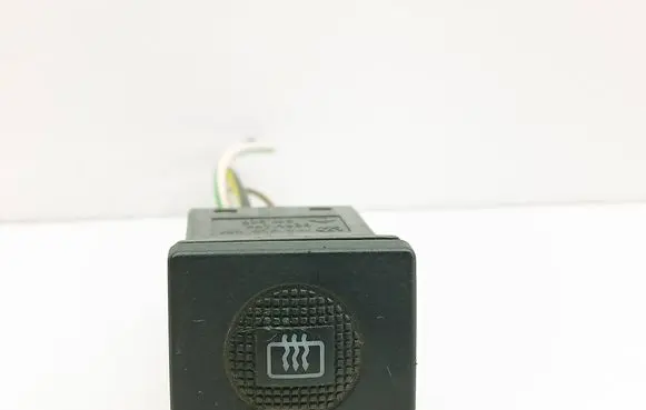 Volkswagen Golf III Windscreen/window heater switch 1H6959621