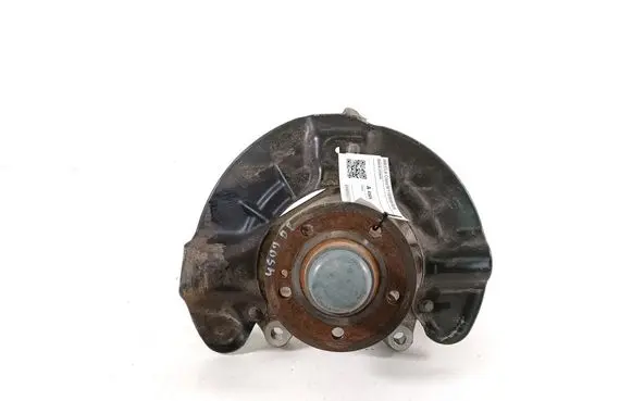 Mercedes-Benz CLA C118 X118 Front wheel hub