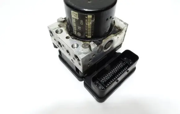 Volkswagen Golf V ABS Pump 1K0907379AD 1K0614517BD 10096103073