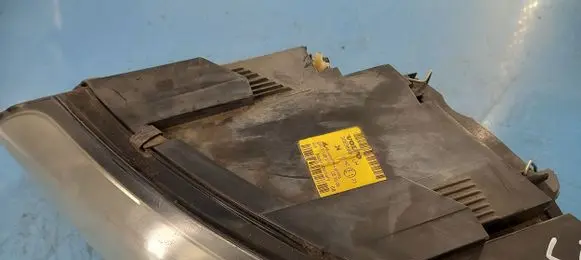 Volvo V50 Front reflector 