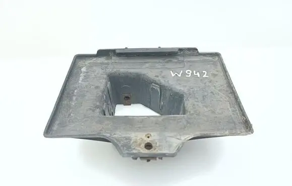 Chevrolet Corvette C6 Battery tray 10268430