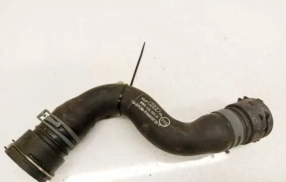 Audi A4 S4 B9 Engine coolant pipe/hose 8W0122101H