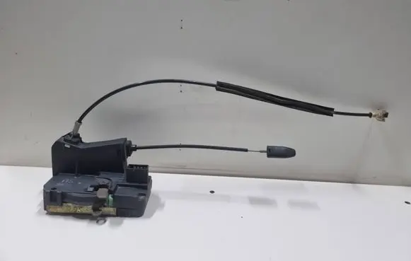 Opel Zafira A Front door lock 90561151