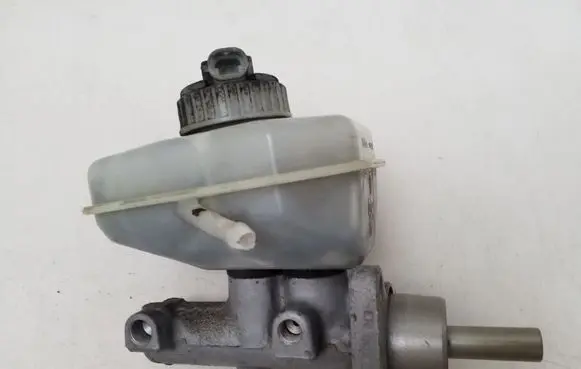 Opel Vectra B Master brake cylinder 5540FBB3