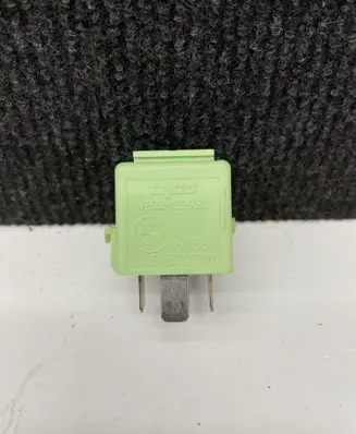 BMW 5 E60 E61 Other relay 61368373700