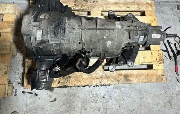 Audi Q5 SQ5 8R Automatic gearbox 1087301320