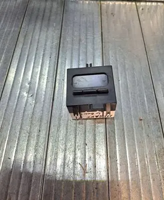 Renault Megane I Screen/display/small screen 7700421037 2270511