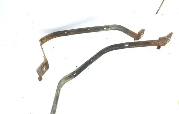 Fiat Bravo Fuel tank mounting bracket 
