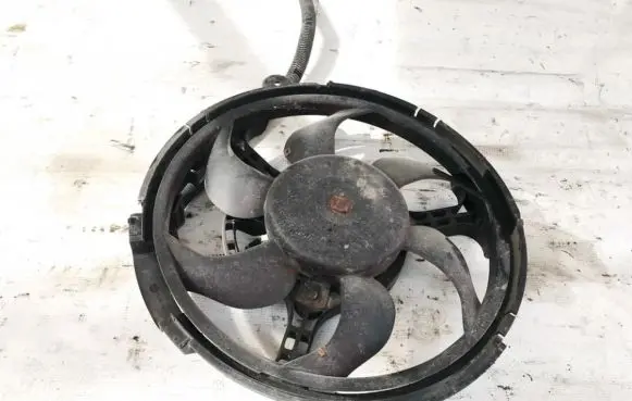 Fiat Stilo Radiator cooling fan shroud
