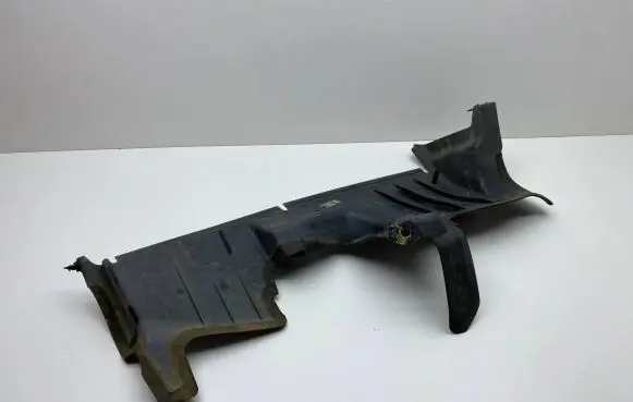 Intercooler air guide/duct channel
