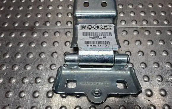 Citroen Jumper Rear door lower hinge S26336028 1388880080