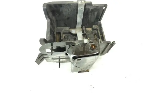 Battery box tray