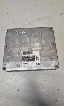 Toyota Avensis T250 Engine control unit/module 8966105690 1758006326 MB1758006326